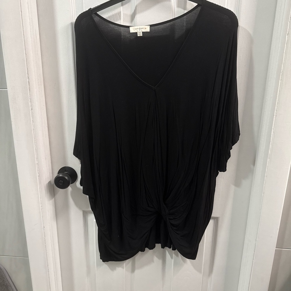 Umgee Black V-Neck Dolman Knot Front Tunic